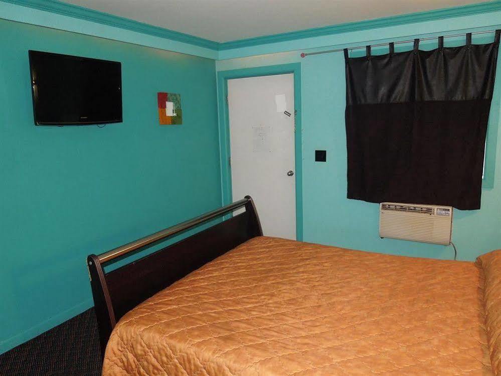 Motel Lakeland - Bohemia